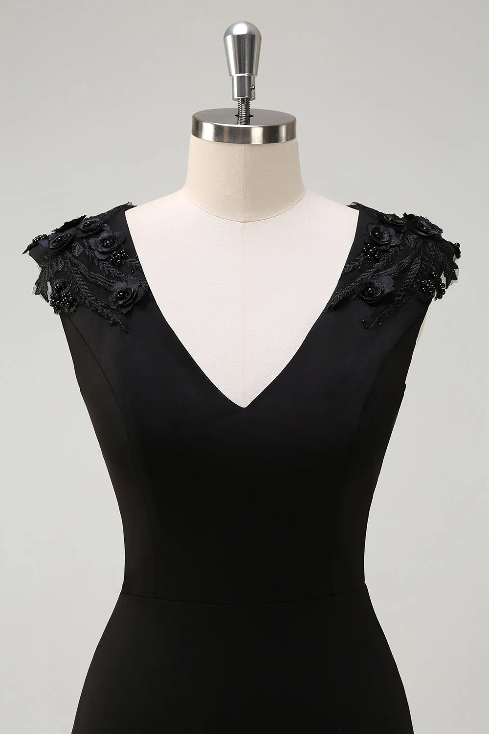 Black V Neck A Line Tea-Length Dress with Appliques