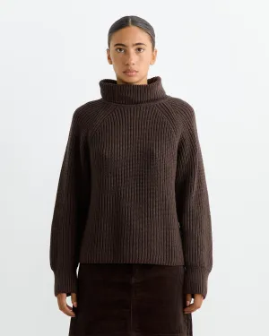 Chelsea Turtleneck in Chocolate