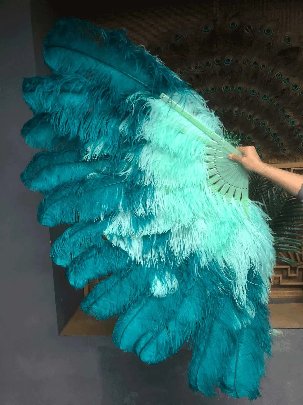 Mix Teal & mint XL 2 Layer Ostrich Feather Fan 34''x 60'' with Travel leather Bag